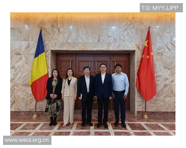 拉波尔塔与纳赛尔关系改善共同出席欧洲俱乐部协会大会引发关注 拉波尔塔与纳赛尔关系改善共同出席欧洲俱乐部协会大会引发关注