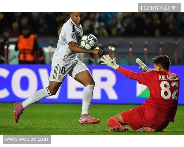 姆巴佩点球技巧揭秘：助跑停顿与坚定眼神助其近11次未罚丢