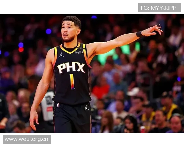 太阳主帅称布克将更多担任控卫角色提升球队进攻效率