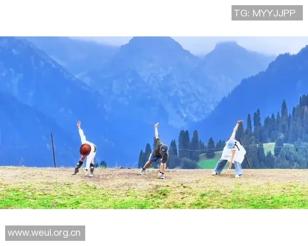 小南斯篮下强势进攻旱地拔葱单臂暴扣展现霸主风范 小南斯篮下强势进攻旱地拔葱单臂暴扣展现霸主风范