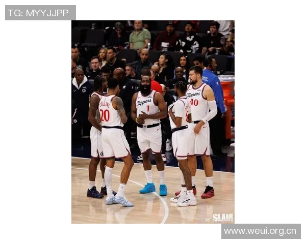 哈登谈球队新阵容组合称我们仍需磨合与提升