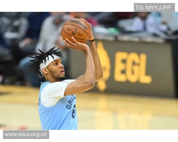 太阳队决定执行瑞安邓恩新秀合同第三年球队选项继续培养潜力球员