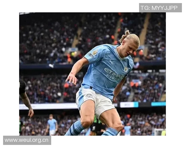 哈兰德夸女友球技如吉格斯女友调侃哈兰德盘带水平不行