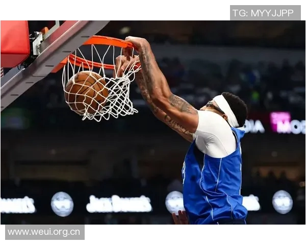 势如破竹的精彩瞬间弗拉格飞身大帽拉塞尔助攻浓眉空中暴扣