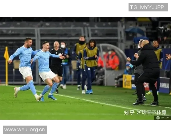 多特蒙德半场领先斯图加特埃姆雷詹点球破门拜尔补射得分