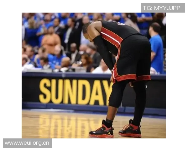 安东尼全场闪耀表现数据统计2射1传3抢断获满分10分 安东尼全场闪耀表现数据统计2射1传3抢断获满分10分