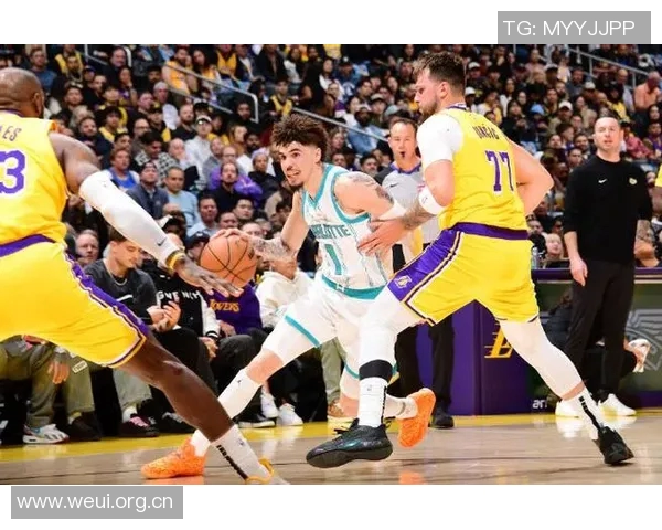 尼克史密斯谈黄蜂与湖人风格差异强调身体对抗的重要性