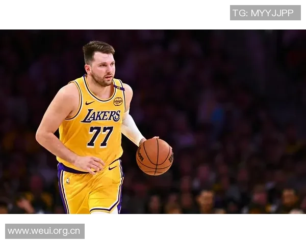 巴克利指出东契奇与詹姆斯防守不足湖人需其他球员积极补位提升防守力度 巴克利指出东契奇与詹姆斯防守不足湖人需其他球员积极补位提升防守力度