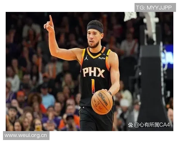 布克半场表现低迷仅得6分正负值10创最低纪录球队陷入困境