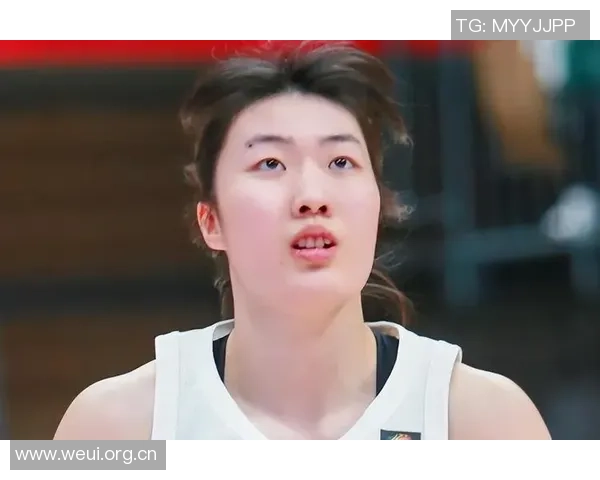 中国篮球之队祝福罗欣棫生日快乐愿你在时光中不断成长绽放光彩如棫树般挺拔