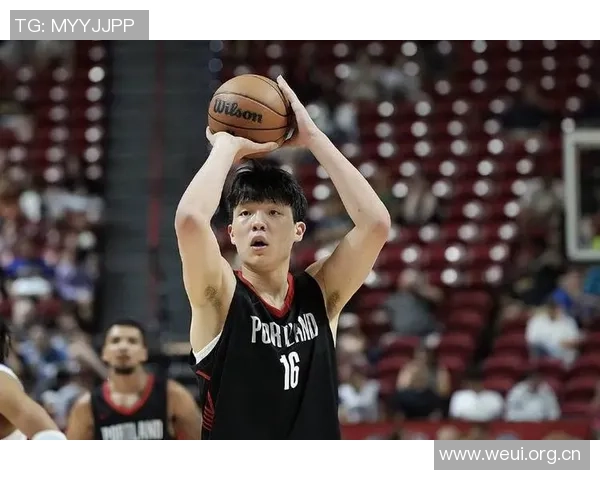 三大中锋占据全部出场机会杨瀚森再度未能上场三名双向球员却获得机会 三大中锋占据全部出场机会杨瀚森再度未能上场三名双向球员却获得机会